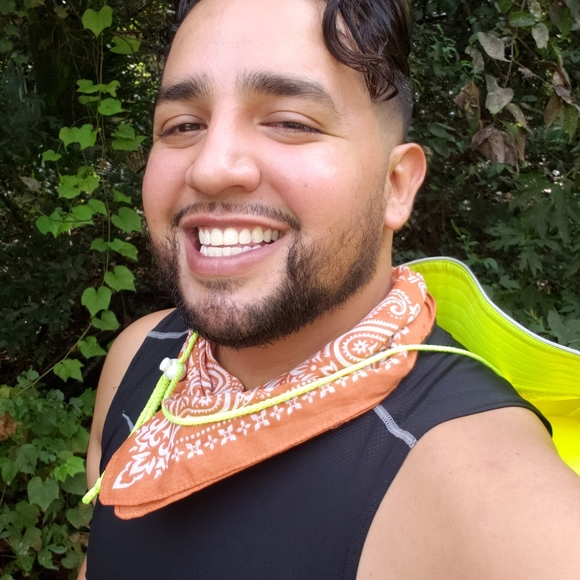 Meet your Posher, Geoffrey - Picture 2 of 2